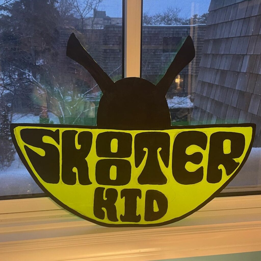 Bright and colourful in everything he does, Skooter Kid creates intricate 3D kandi jewelry that adds a unique touch to any outfit. With plenty of size options, themed colour combos, and fun charms, there's somethi